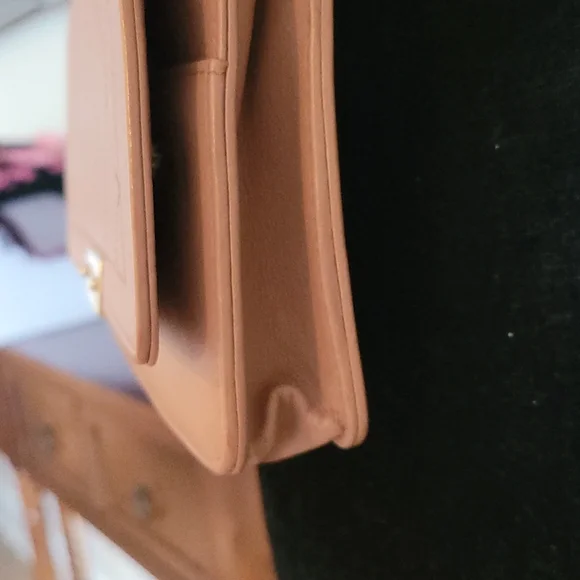 SOLD ๐ Chanel WOC Nude pink wallet on Chain - Picture 5 of 16